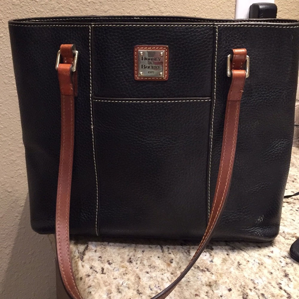 Dooney &a Burke medium purse